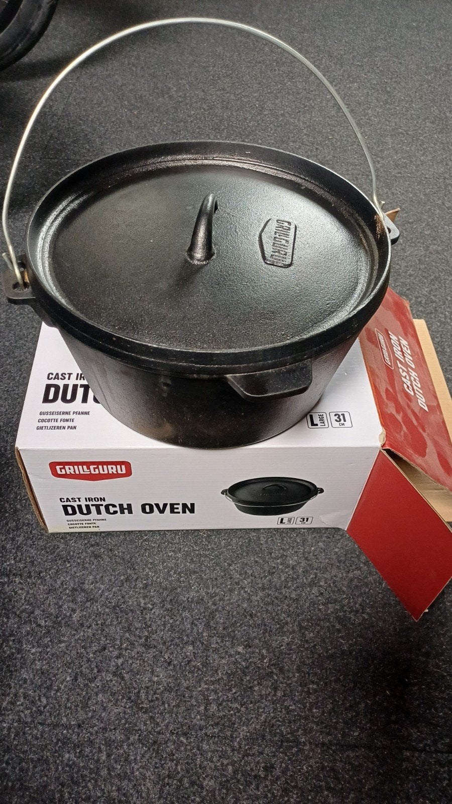 Grill Guru Gietijzeren Dutch Oven - 31 cm, Huis en Inrichting, Met deksel, Ophalen of Verzenden, Zo goed als nieuw, Overige merken