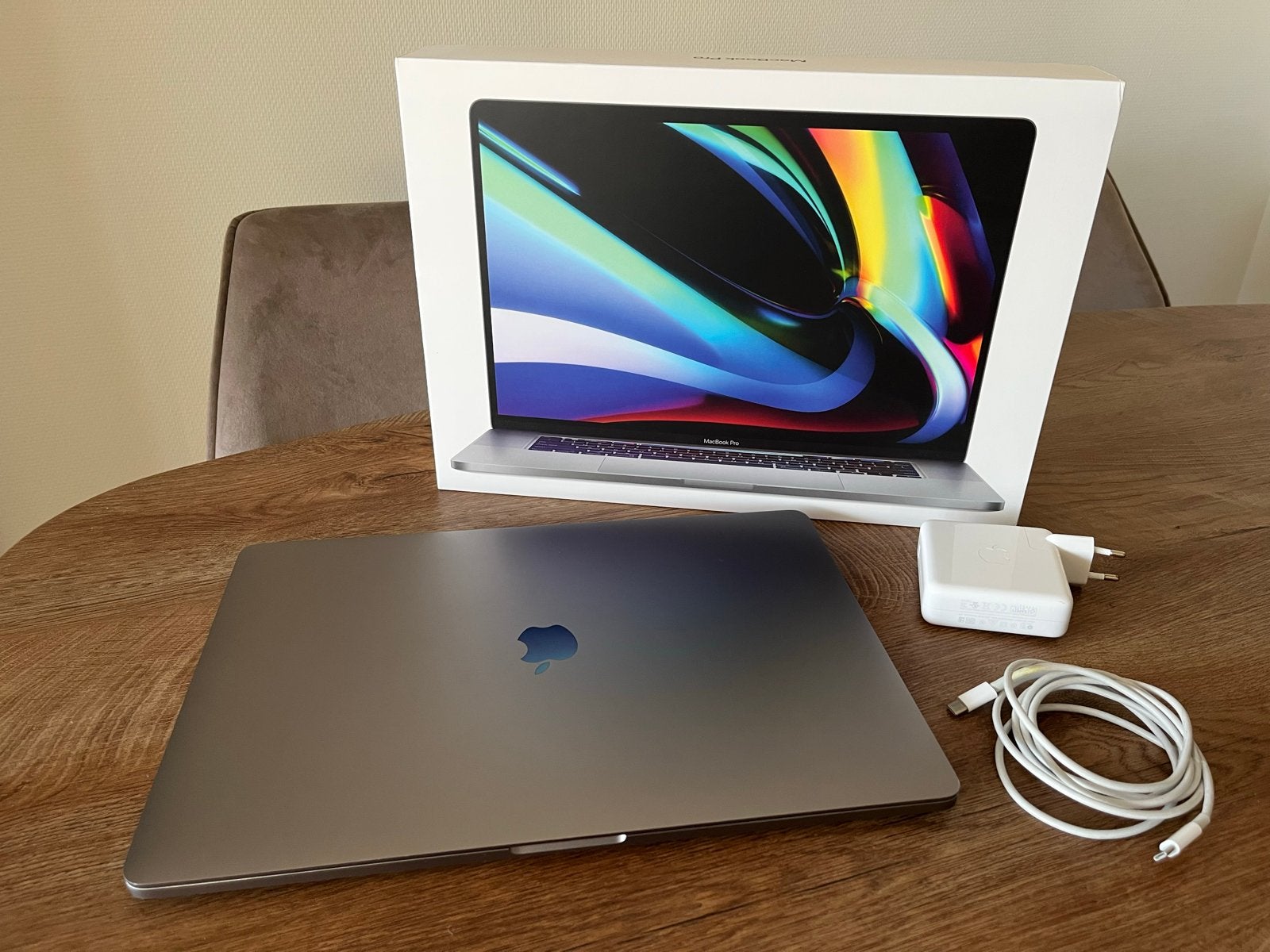 MacBook Pro 16 inch (2019) - i9, 32GB RAM, 1TB SSD, Computers en Software, MacBook Pro, 1 TB of meer, Gebruikt, 2 tot 3 Ghz