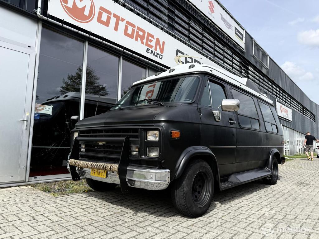 Chevy Van 5.7 G20 CHEVROLET CAMPER 5.7 V8 AUT SATIN BLACK, Auto's, Automaat, Gebruikt, 8 cilinders, Overige carrosserieën
