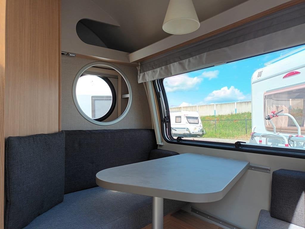 T@B Metropolis 400, Caravans en Kamperen, Caravans, Bedrijf, Treinzit, 4 tot 5 meter, T@b