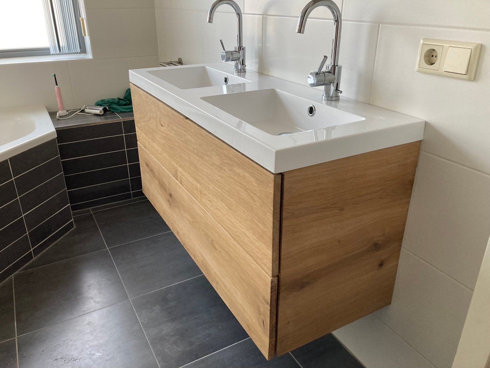 Eikenhouten badkamer meubel, Ophalen, Bildtsestraat, Woodwave Projects, Nieuw