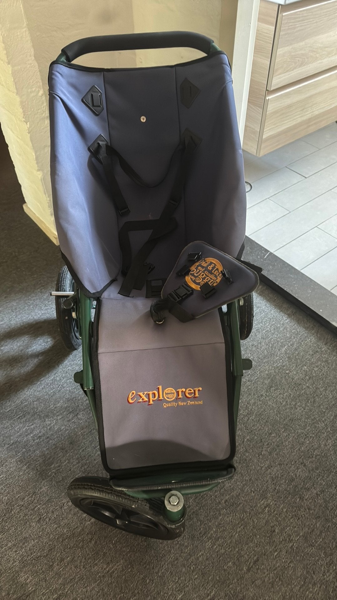 Explorer driewiel wagen, Ophalen, Zo goed als nieuw