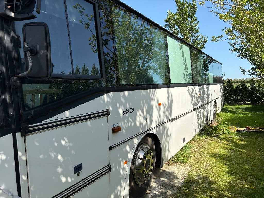 Foto 3 van Touring car bus camper / Mobiel chalet / stacaravan