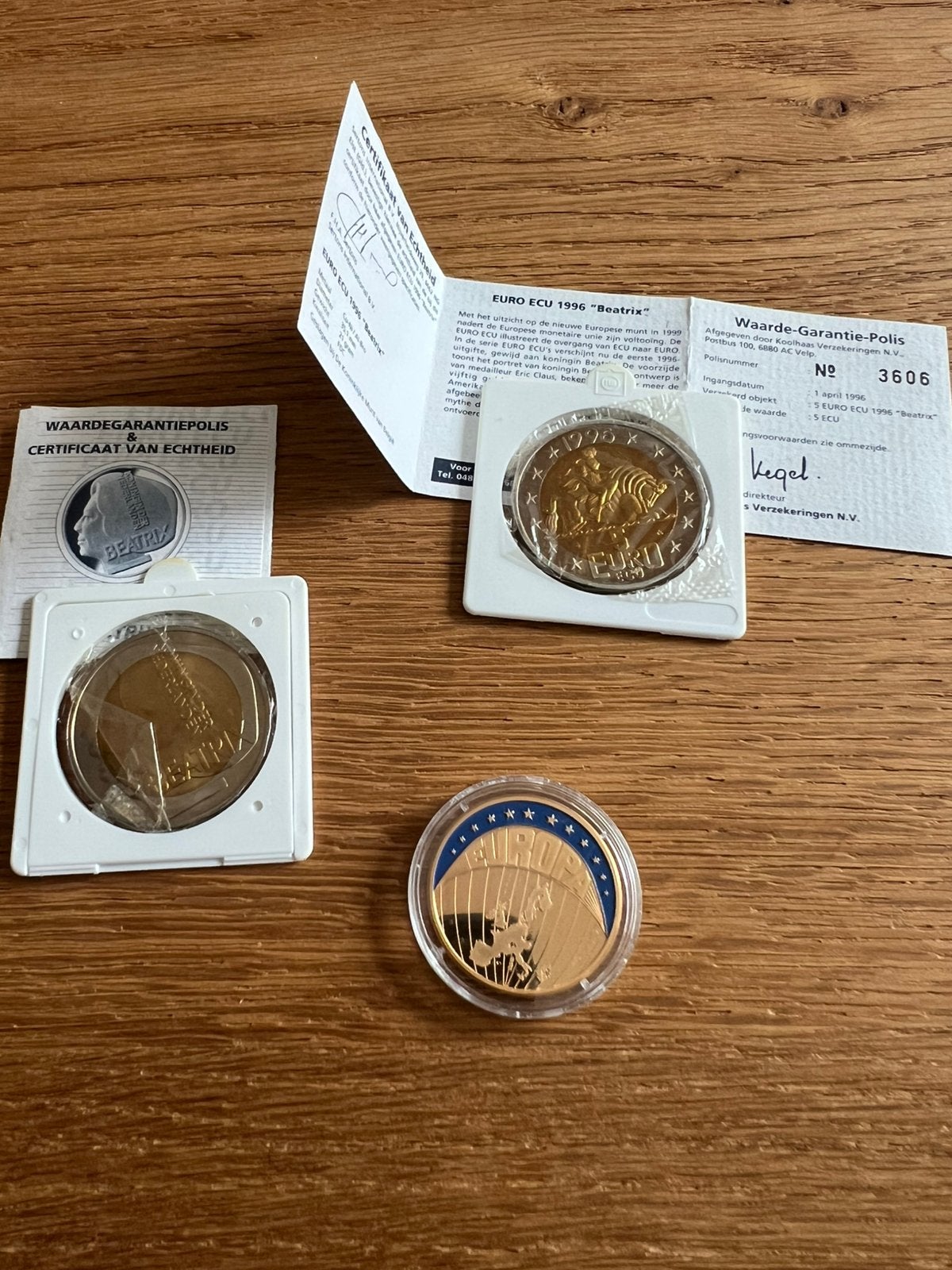 Ecu 5 euro Beatrix 2x en Ecu Europa 1 x, Ophalen, Overige materialen
