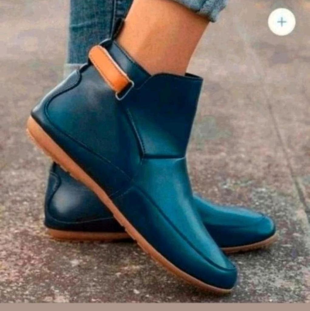 Nieuwe blauwe PU leren enkel laarsjes maat 37.  Waterdicht, Blauw, Lage of Enkellaarzen, Nieuw, Ophalen of Verzenden
