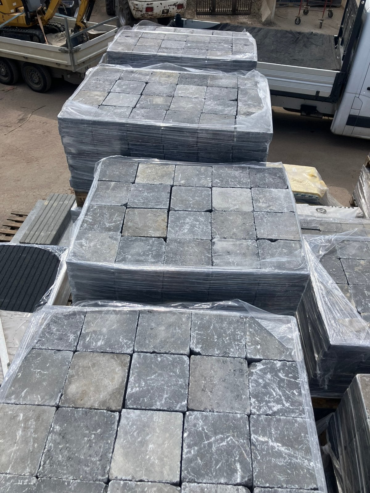 Trommel stenen antraciet 20x20x6, Ophalen, Zo goed als nieuw, Beton, Terrastegels