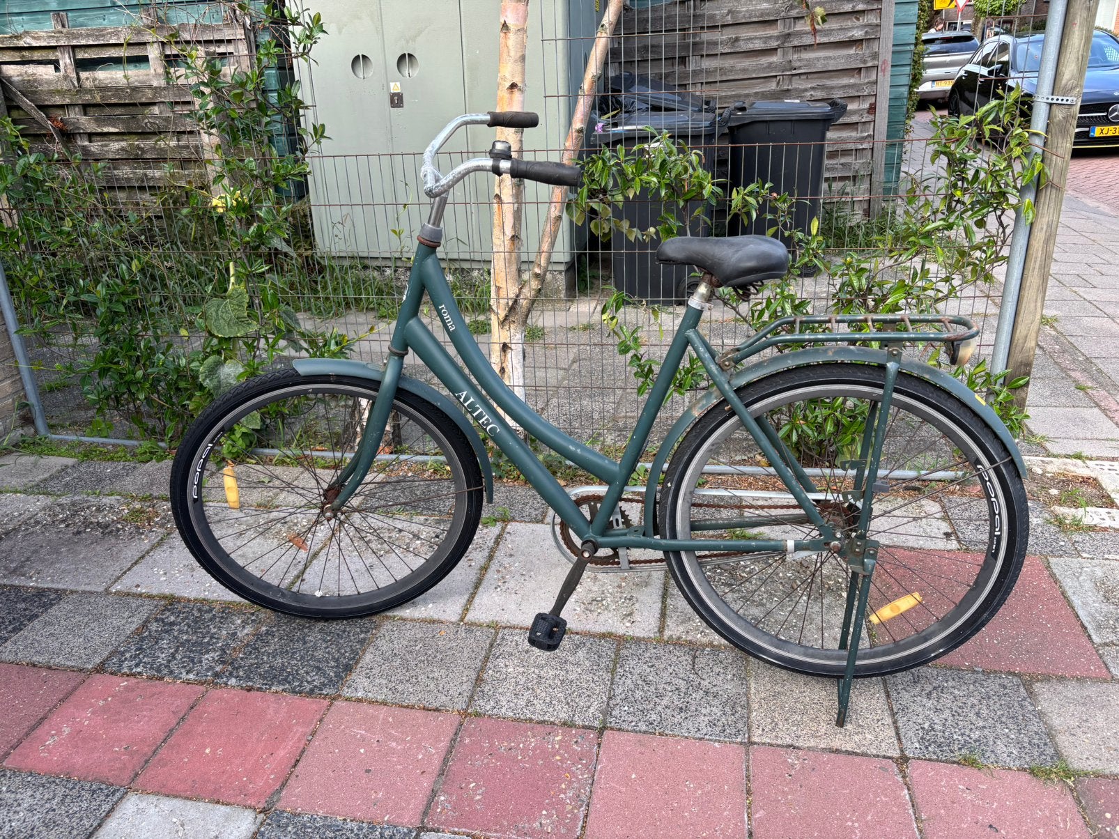 Altec Damesfiets 28 inch, 56 cm of meer, Ophalen, Gebruikt, Terugtraprem