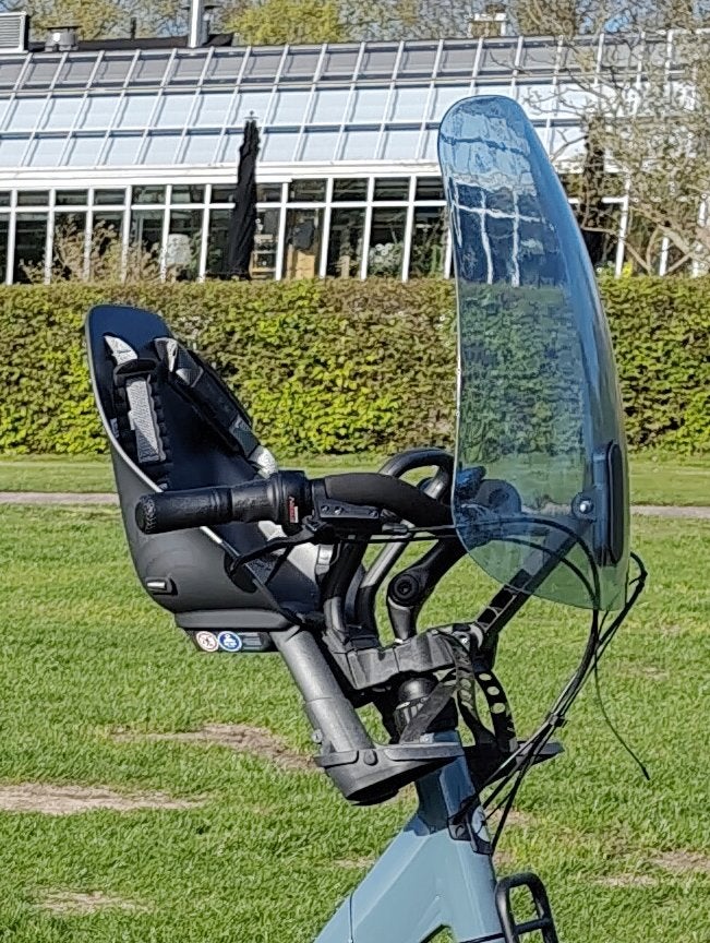 Urban Iki fietsstoeltje voor + windscherm (3 maanden oud), Fietsen en Brommers, Ophalen, Voetsteuntjes, Voorzitje, Zo goed als nieuw