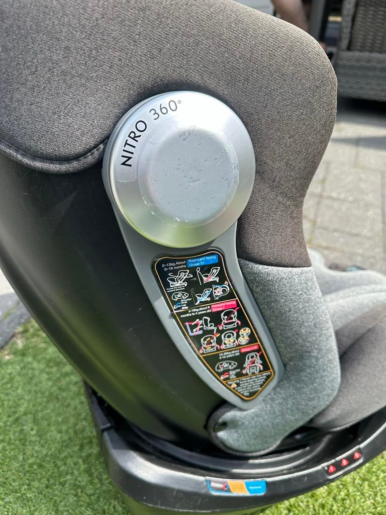 Titaniumbaby meegroei autostoel 0-4 jaar - Z.G.A.N., Autogordel, 0 t/m 18 kg, Zijbescherming, Zo goed als nieuw