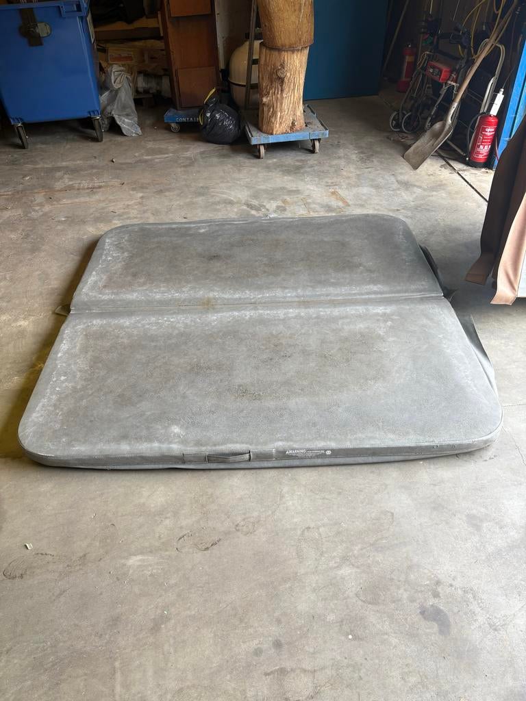 Spa cover, Ophalen, Gebruikt