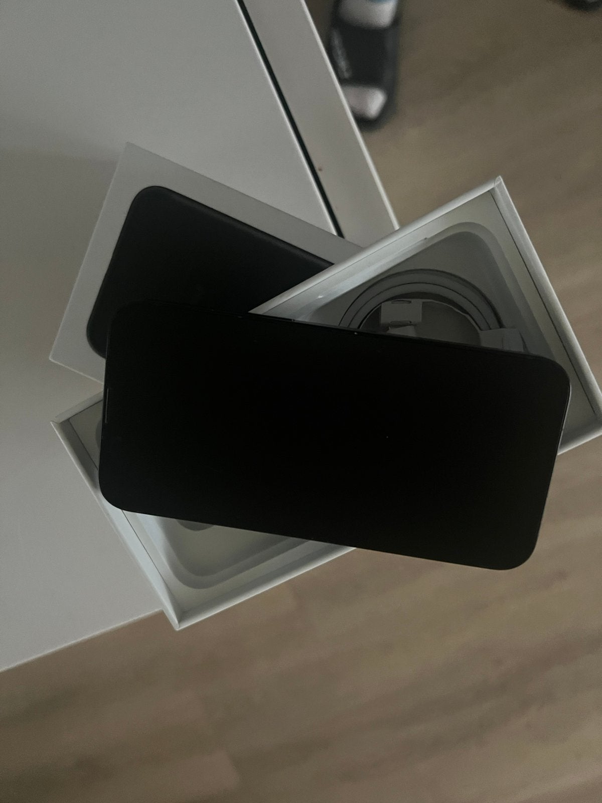 iPhone 13 mini
