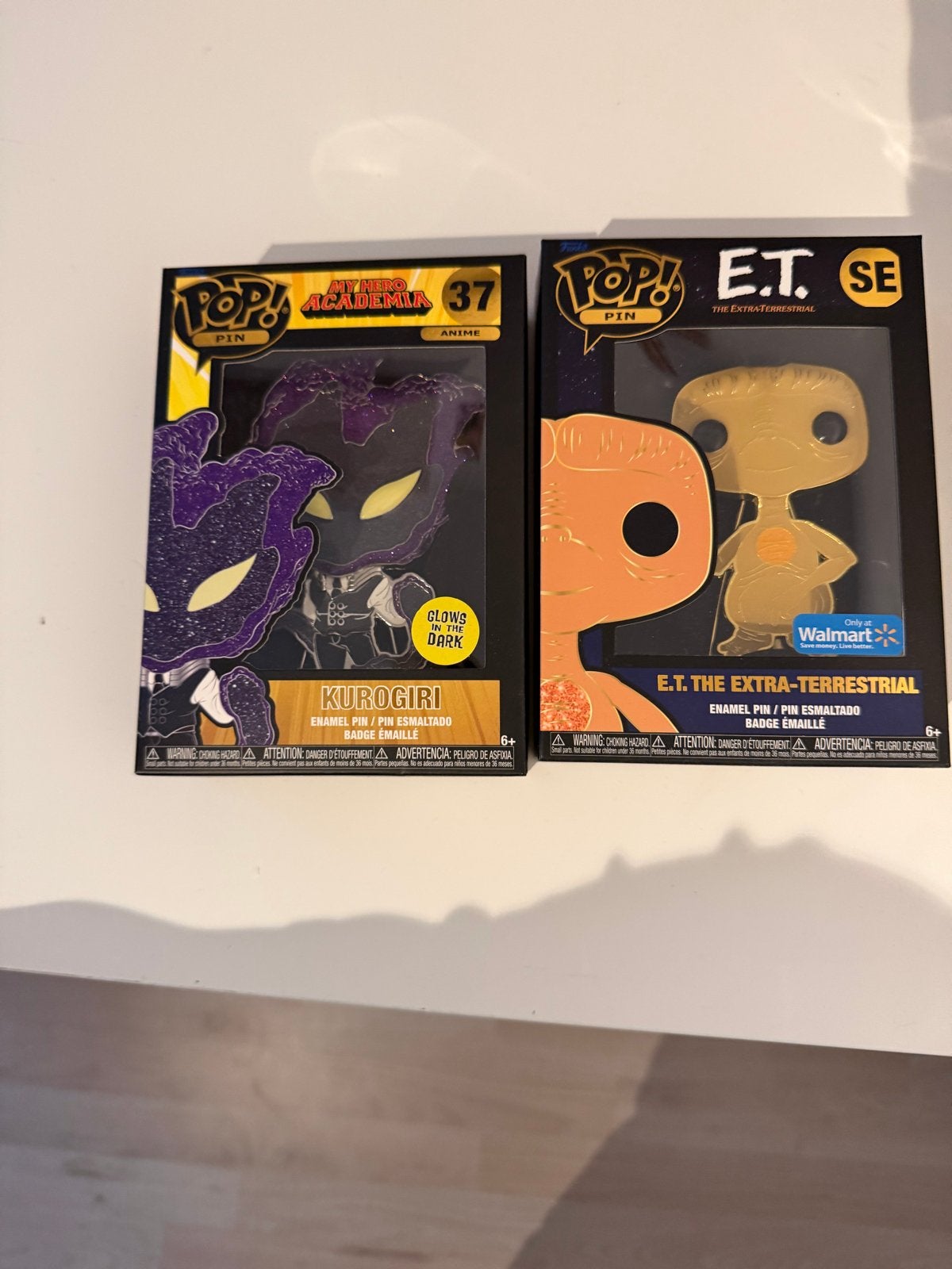 Funko Pop! Pins: Kurogiri (My Hero Academia) & E.T., Verzamelen, Ophalen of Verzenden, Zo goed als nieuw