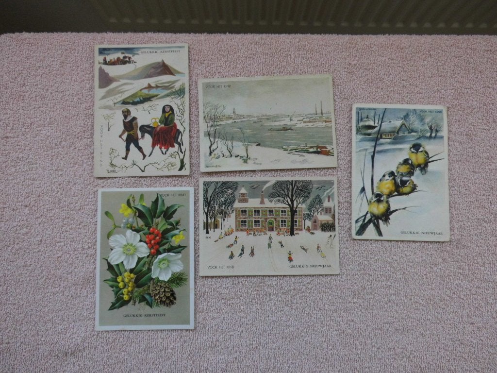 5 Oude Kerstkaarten - Wintertaferelen en Bloemen, Verzamelen, Ophalen of Verzenden, 1940 tot 1960, Gelopen, Seizoenen