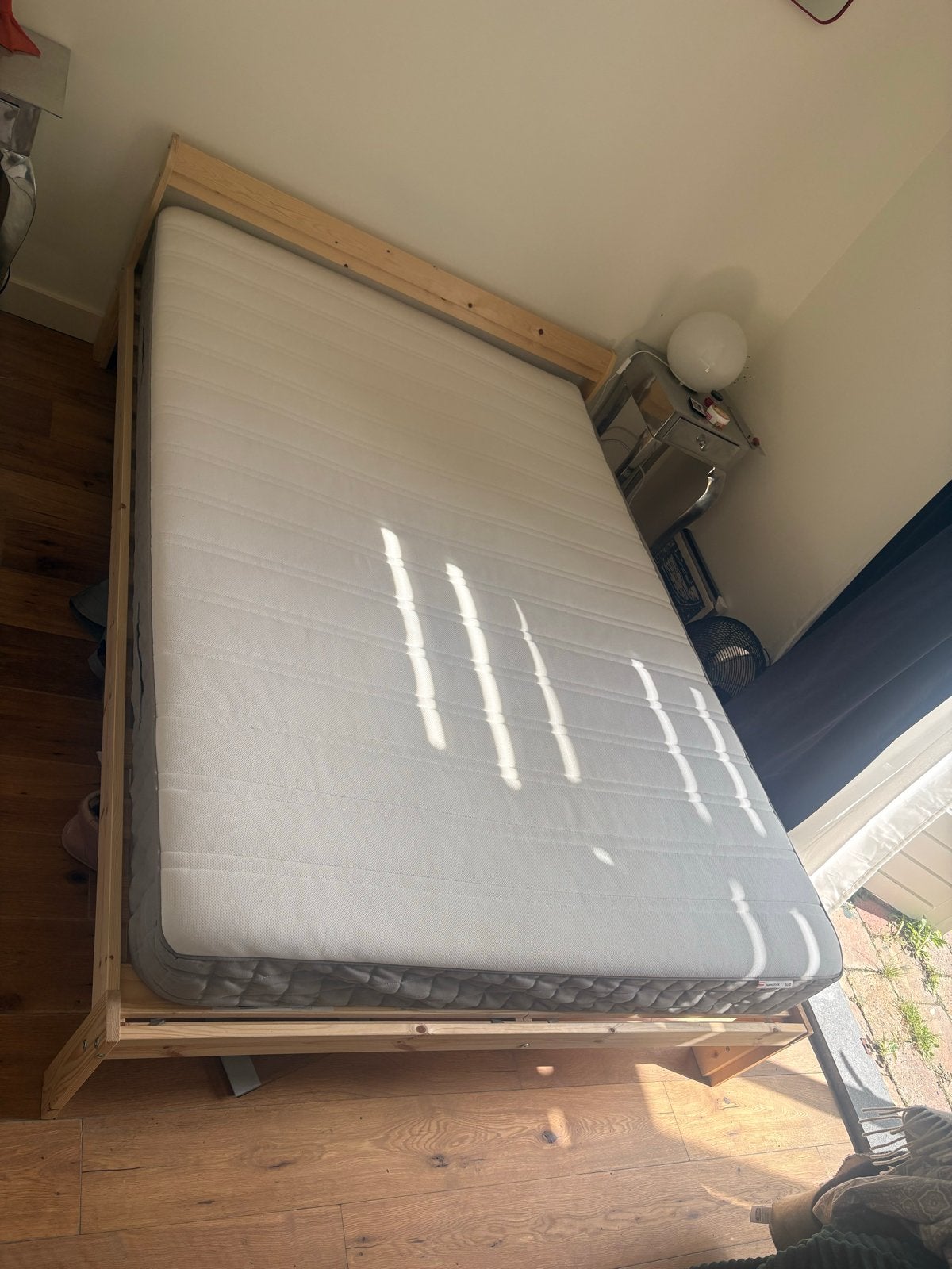 IKEA Neiden bedframe met Hamarvik matras, Ophalen, Overige kleuren, Tweepersoons, 140 cm