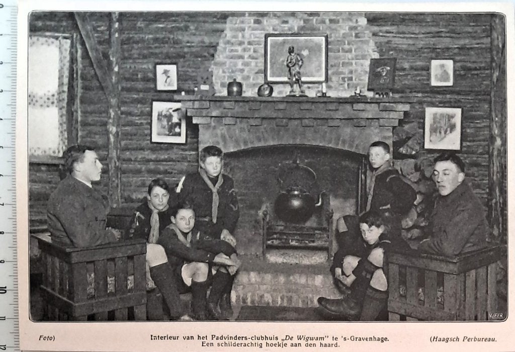Scouting 1917; interieur padvinders-clubhuis De Wigwam, Verzamelen, Verzenden, Voor 1940, Gebruikt, Overige onderwerpen