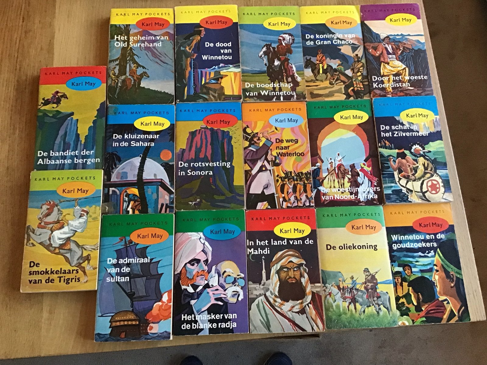 Grote collectie Karl May Pockets - 35 boeken, Ophalen of Verzenden, Gelezen
