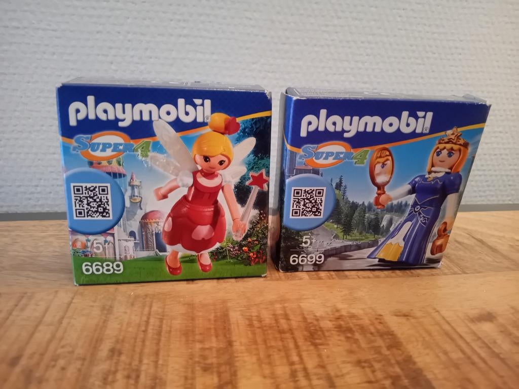Playmobil Super 4 6689, 6699, Ophalen of Verzenden, Zo goed als nieuw