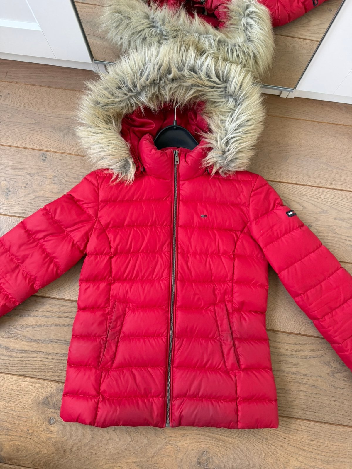 Tommy Hilfiger dames winterjas, Ophalen of Verzenden, Gedragen, Maat 36 (S), Rood