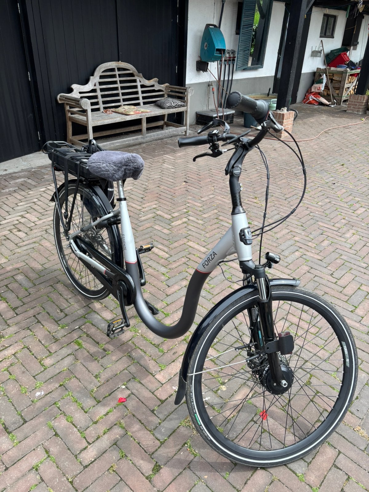 Als nieuw Forza Essenze met slechts 259 km!, Ophalen, Zo goed als nieuw, Overige merken