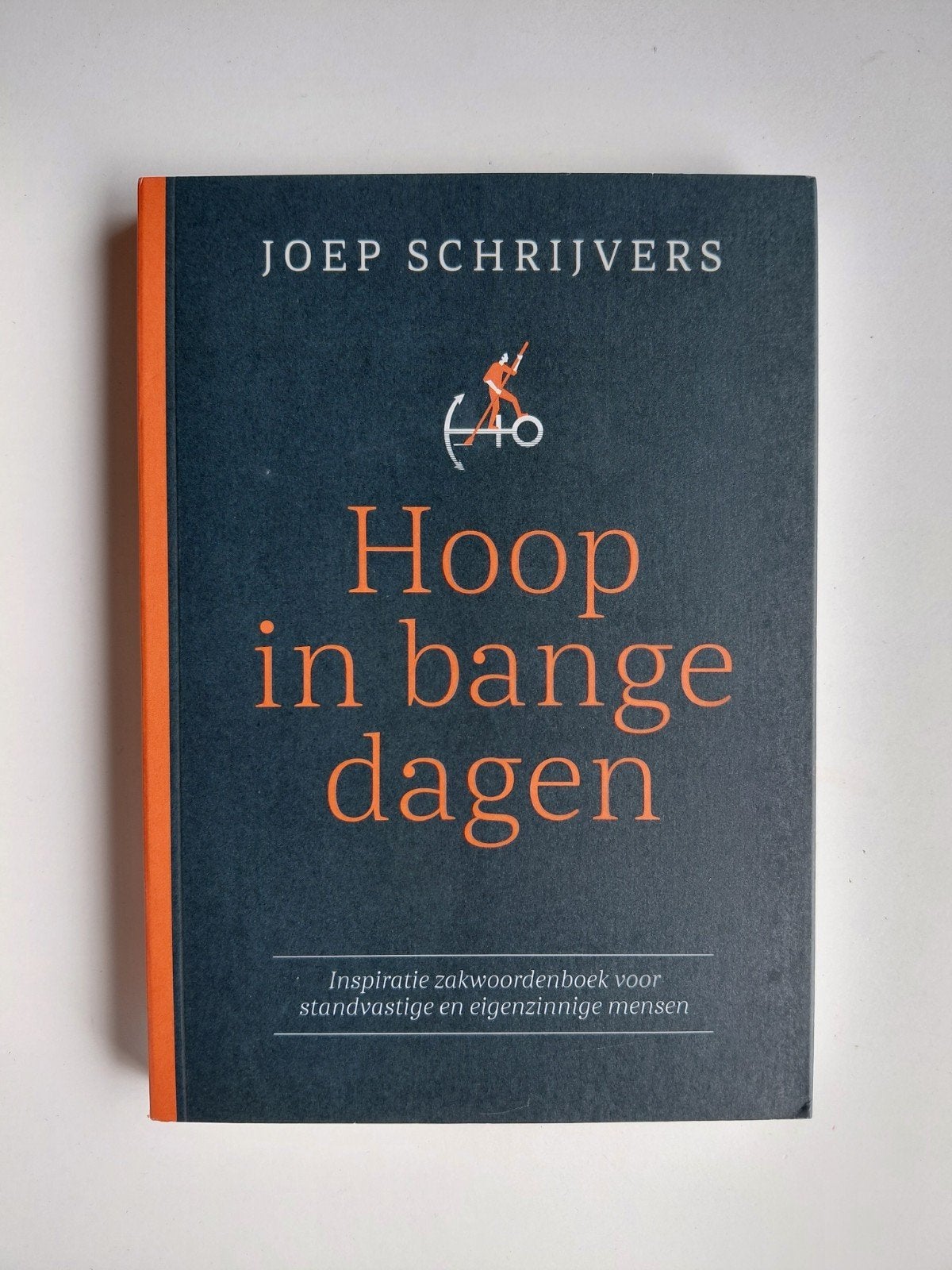 Joep Schrijvers - Hoop in bange dagen, Ophalen of Verzenden, Zo goed als nieuw, Joep Schrijvers, Nederlands