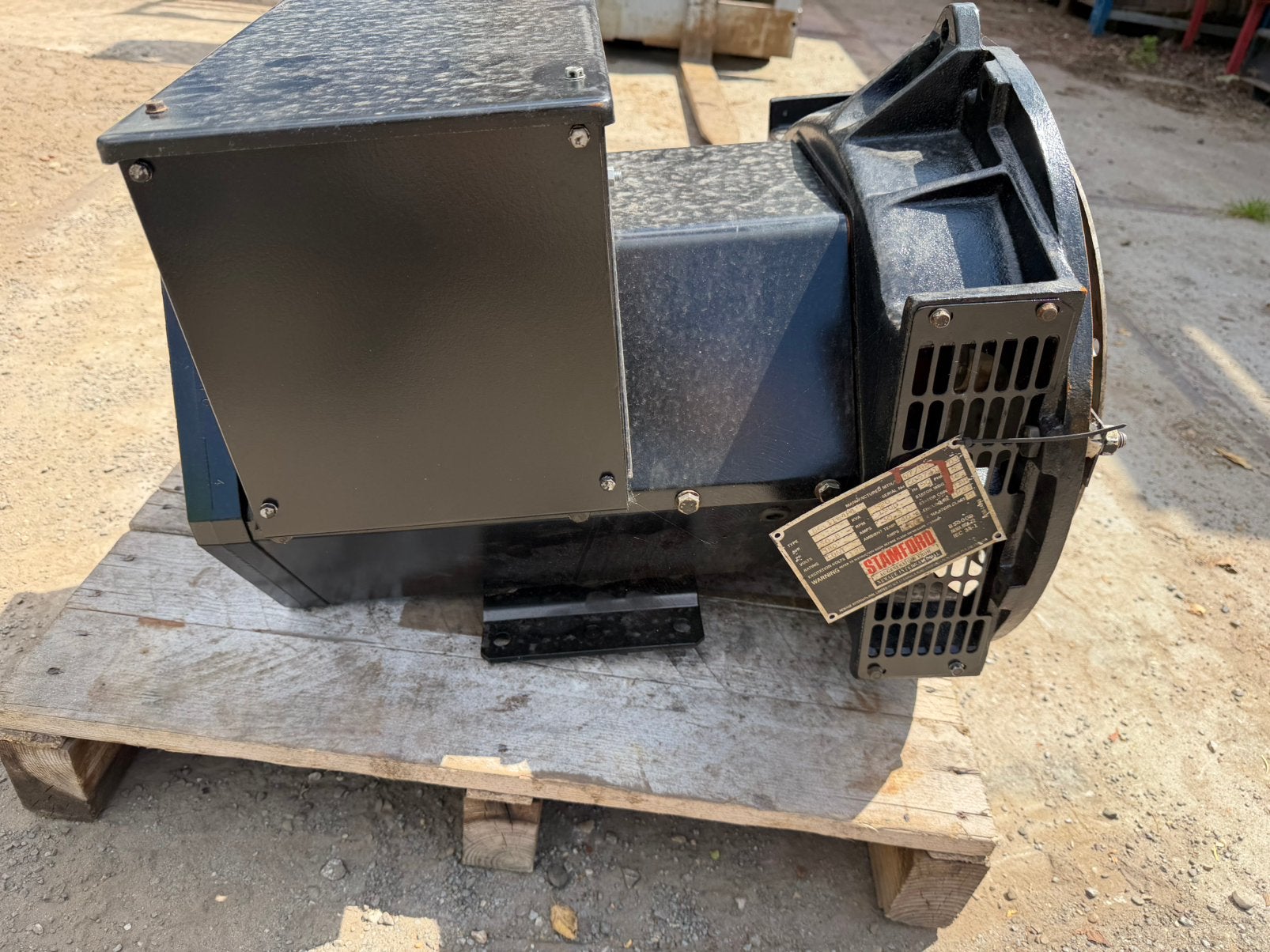 20 KVA Stamford generator deel 220/380 Volt, Ophalen, 10 tot 30 kVA, Overige typen