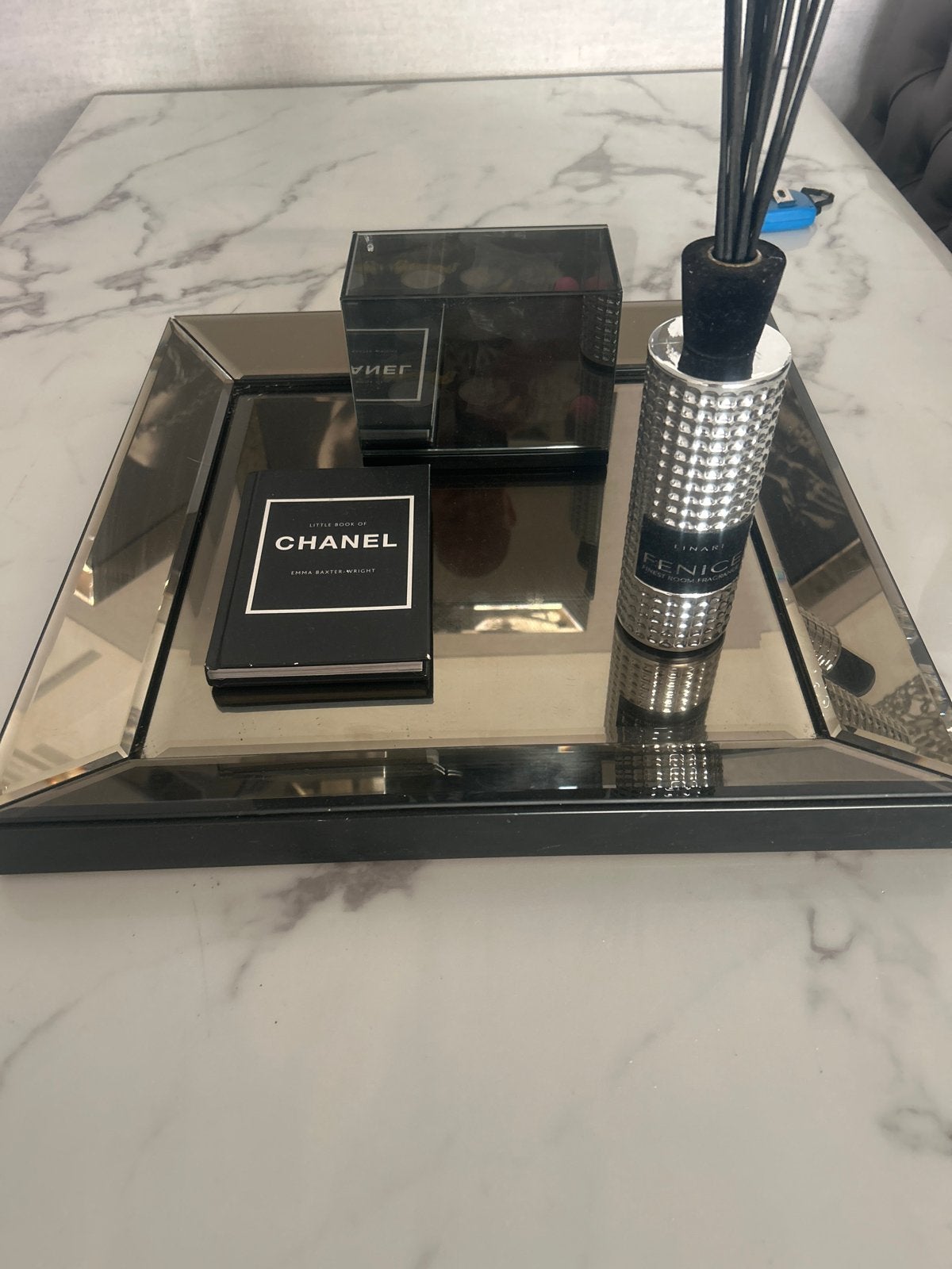 Decoratieve spiegel dienblad met accessoires, Ophalen, Zo goed als nieuw, Modern, Glas