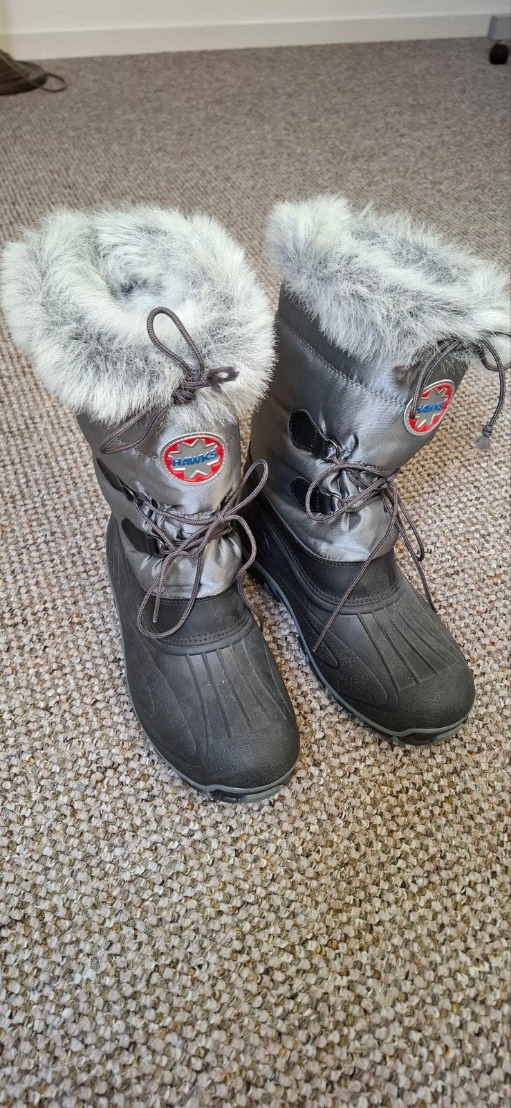 HAWKS Snowboots grijs - Heerlijk warm en waterdicht, Hawks, Zwart, Snowboots, Ophalen of Verzenden