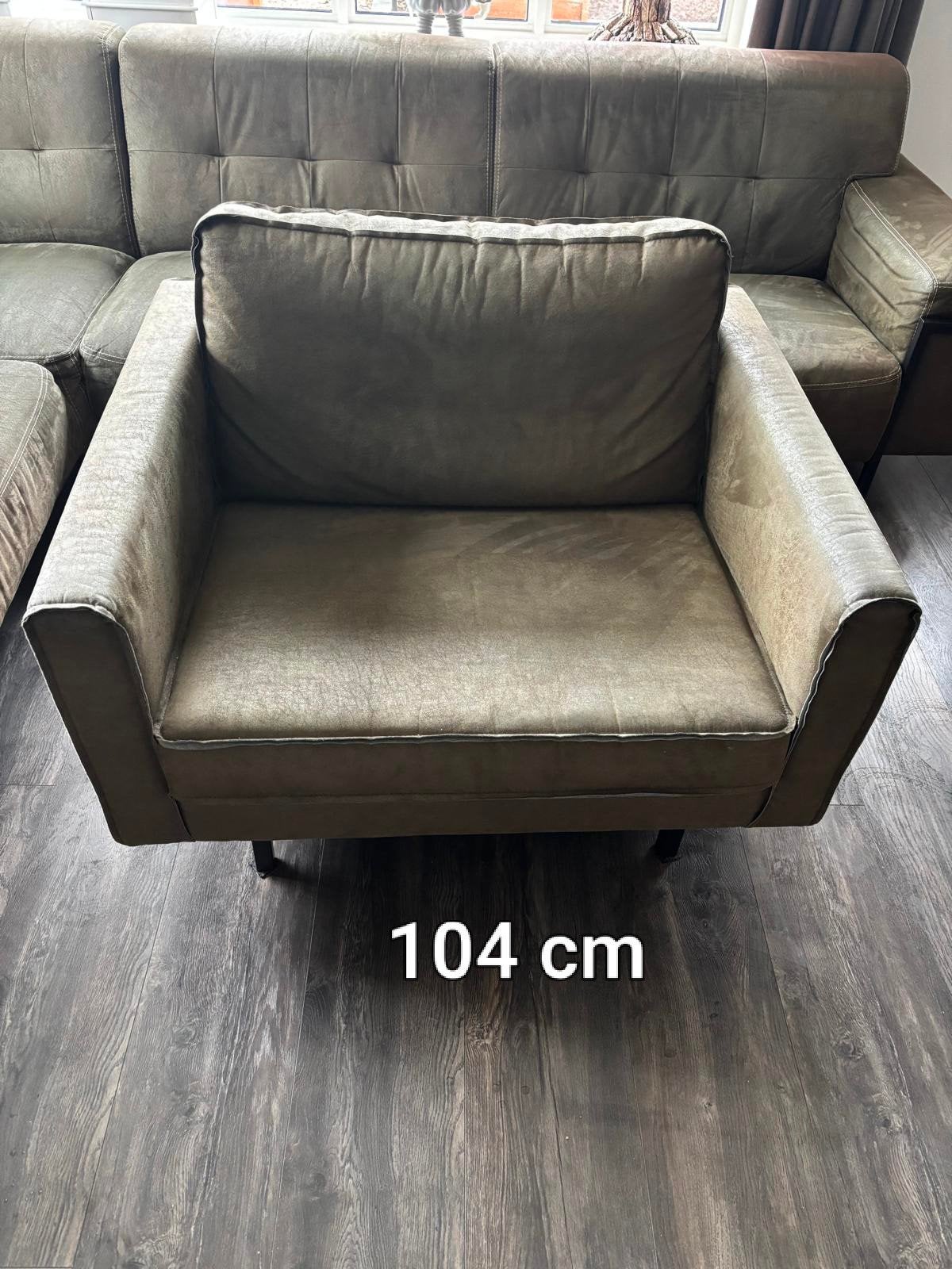 loveseat van Sissy-Boy Homeland

olijf groen

zit heerlijk e, Huis en Inrichting, Ophalen, Zo goed als nieuw, 75 tot 100 cm, Minder dan 150 cm
