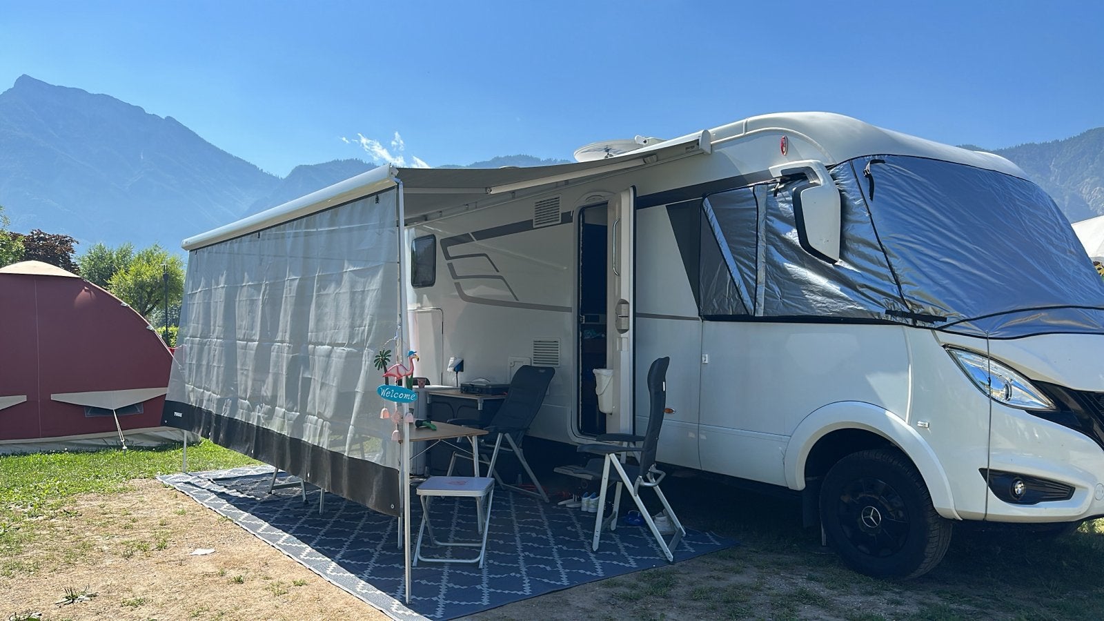 Thule Sun Blocker Front 480 - Zo goed als nieuw, Ophalen of Verzenden, Zo goed als nieuw