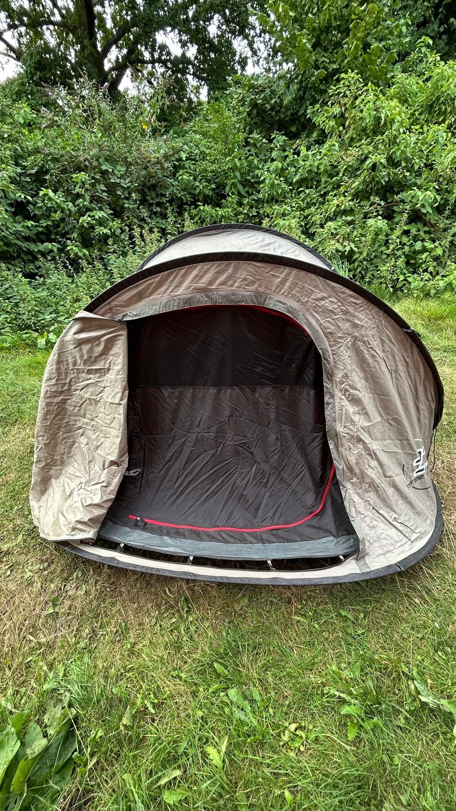 Kleine 2 persoons tentje, Caravans en Kamperen, Tenten, Ophalen, Gebruikt, Tot en met 2