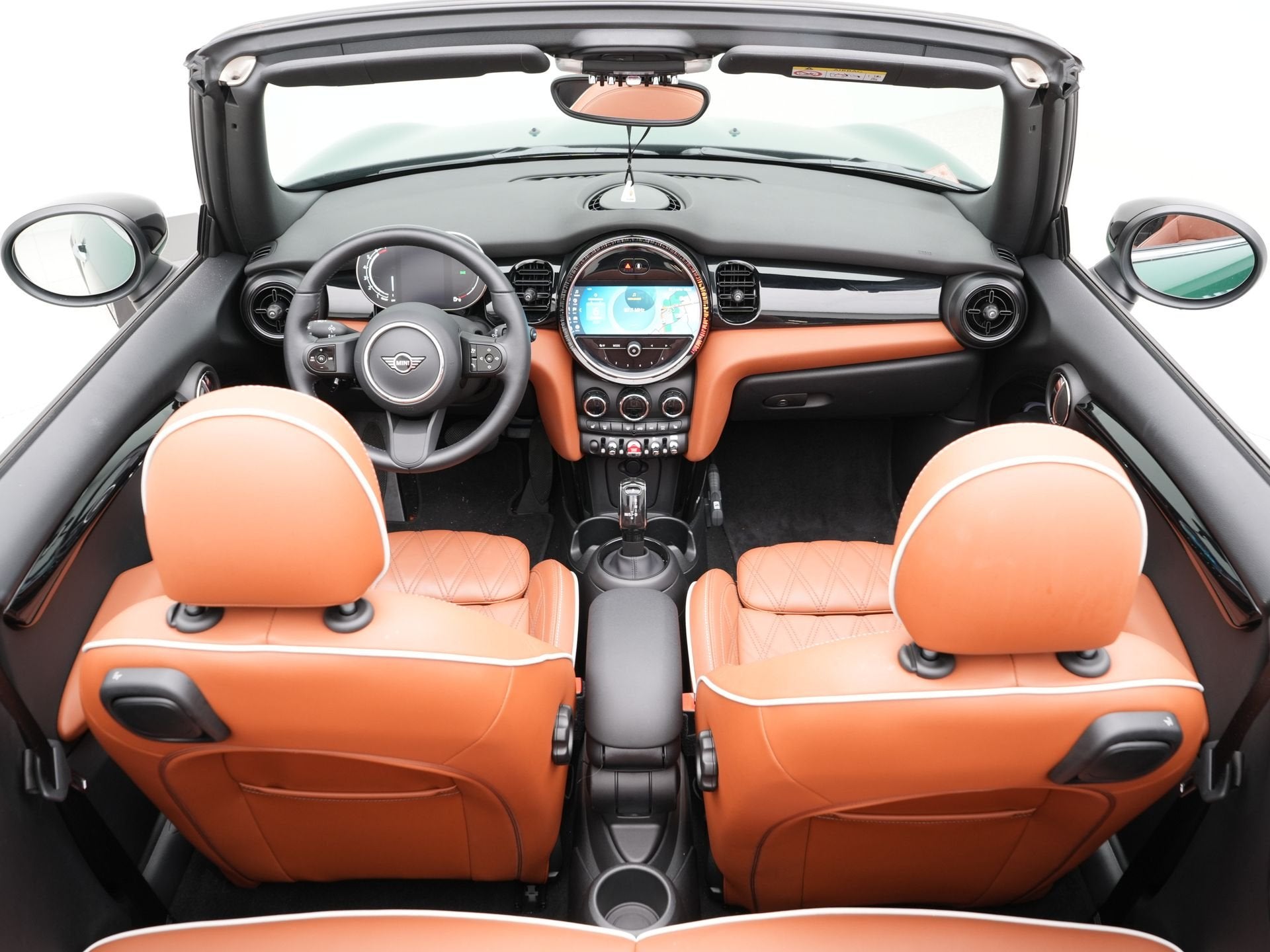 MINI Cabrio Cooper Classic Aut. (bj 2023, automaat), Dealer onderhouden, 136 pk, Gebruikt, Euro 6