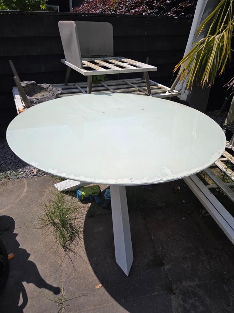 Bellagio tuintafel gratis af te halen (coating blad defect), Ophalen, Gebruikt, Rechthoekig, Aluminium