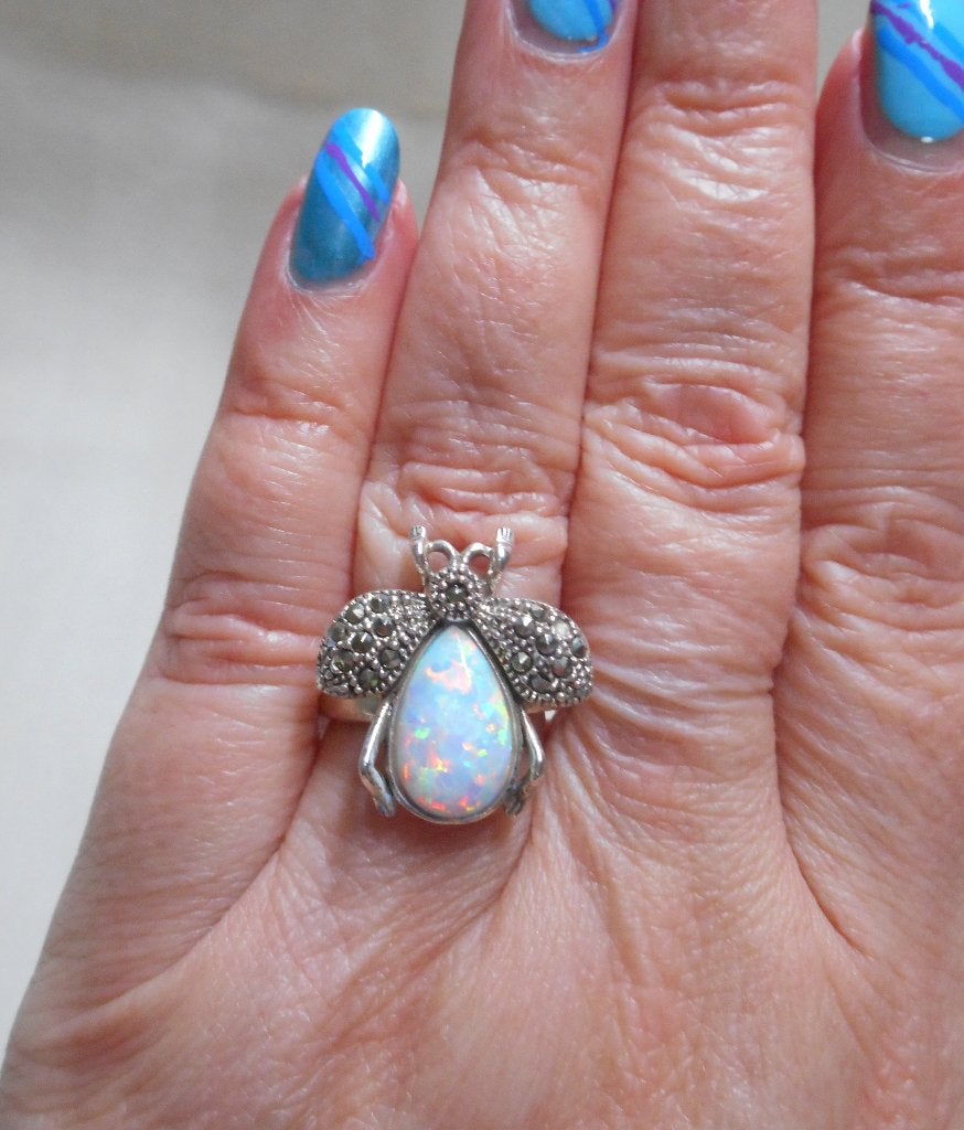 Zilveren ring met witte opaal en markasiet nr.2317
