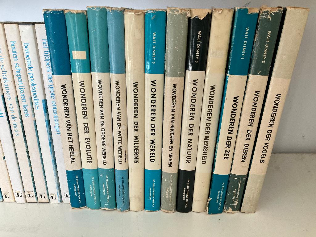Walt Disney's Wonderen der ... serie, Ophalen, Gelezen, Algemeen