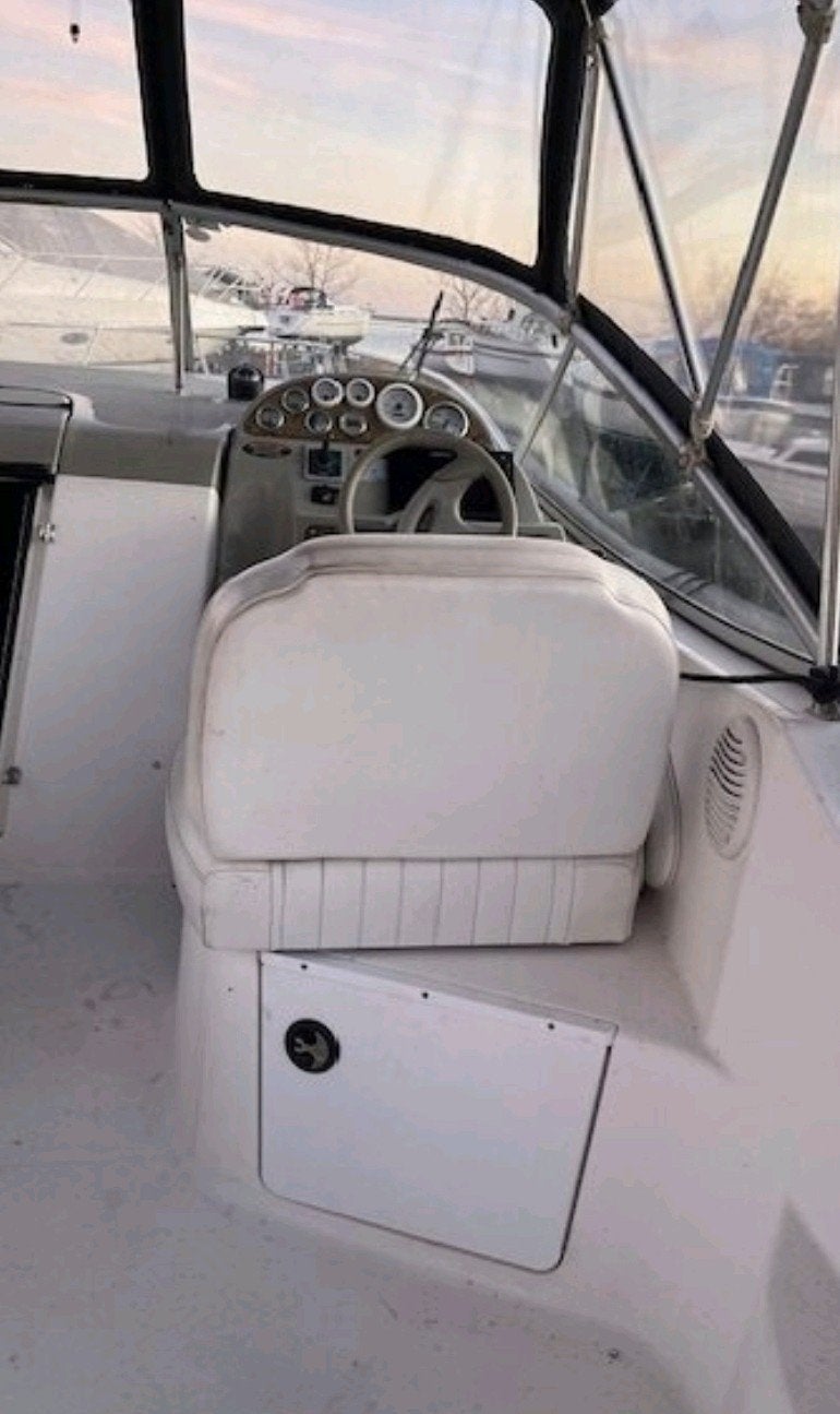 Foto 12 van Bayliner 265 WB Diesel 225 pk