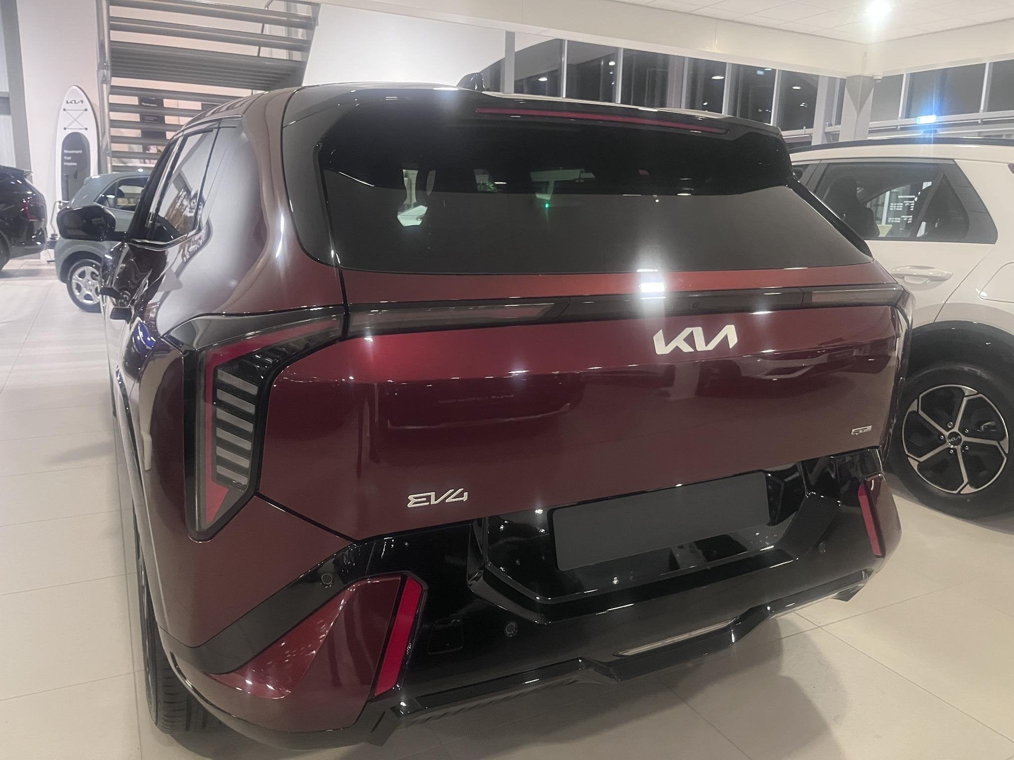 Kia EV4 GT-Line Business Edition 81.4 kWh VOORRAAD AUTO! TIJ, Auto's, 81 kWh, 510 min, 204 pk, Te koop