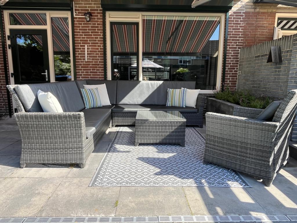 Grijze Life loungeset met salontafel en fauteuil, Ophalen, Gebruikt, 6 zitplaatsen, Loungeset