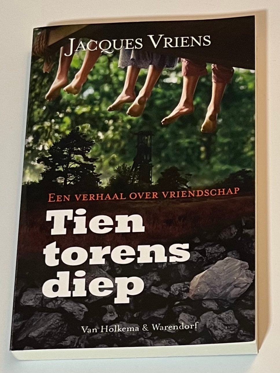 Tien torens diep - Jacques Vriens (Jeugdboek), Ophalen of Verzenden, Zo goed als nieuw, Fictie