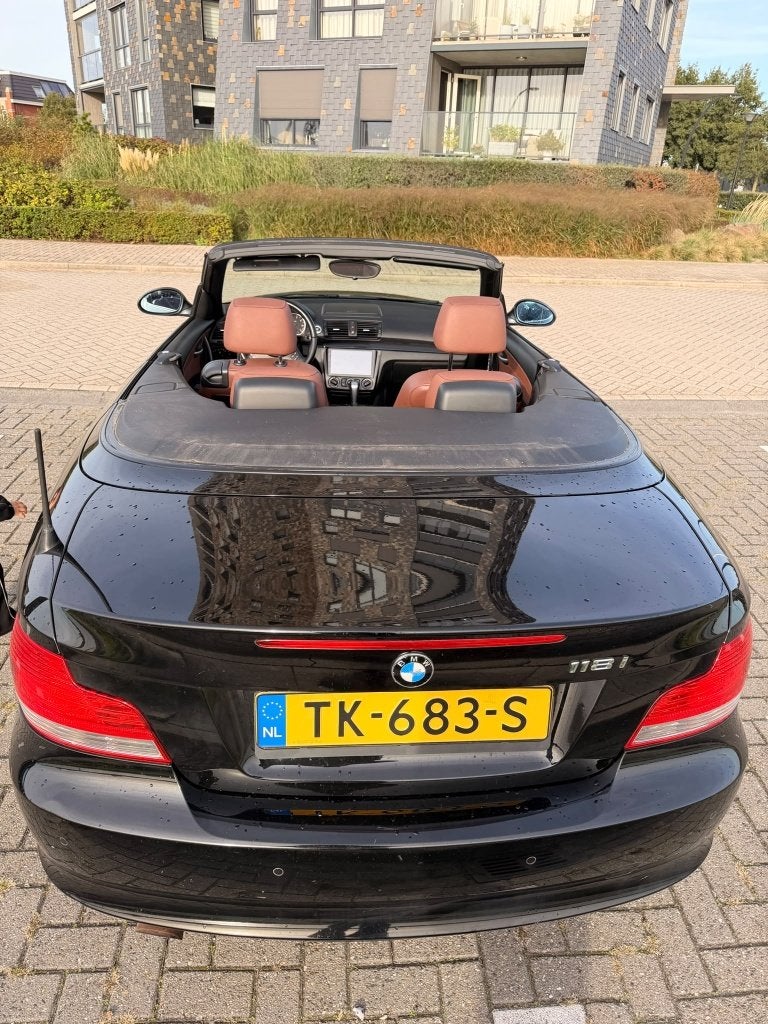 BMW 1 Serie 118i Cabrio Automaat | Leder | CarPlay, Achterwielaandrijving, 1995 cc, Cabriolet, Elektrische ramen