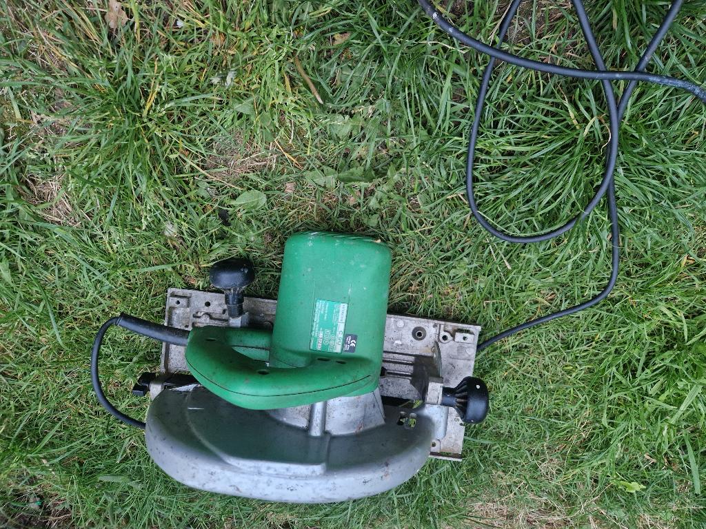Hitachi C9U krachtige cirkelzaag 1750watt, voor zwaar werk, Ophalen, Gebruikt, Cirkelzaag, 30 tot 70 mm