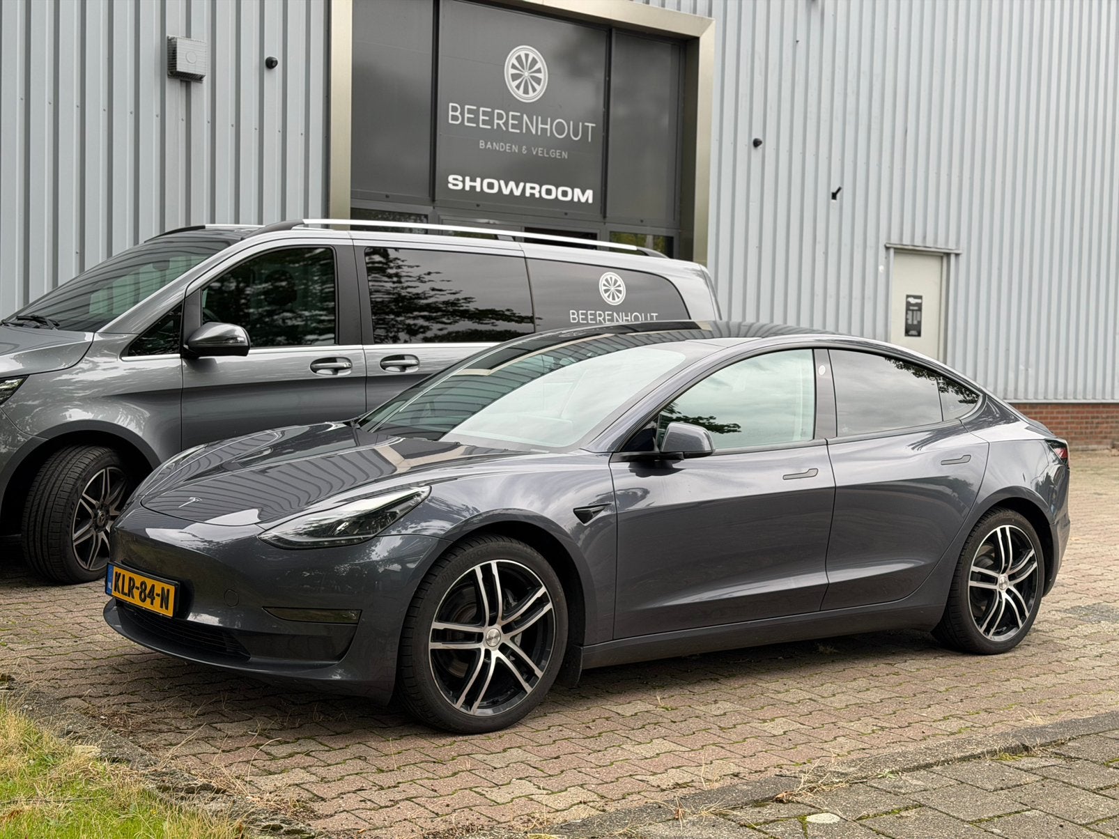 19 inch Dezent TZ - Tesla Model 3 5x114.3 ET40 235/40/19, Auto-onderdelen, ., Banden en Velgen, 235 mm, .