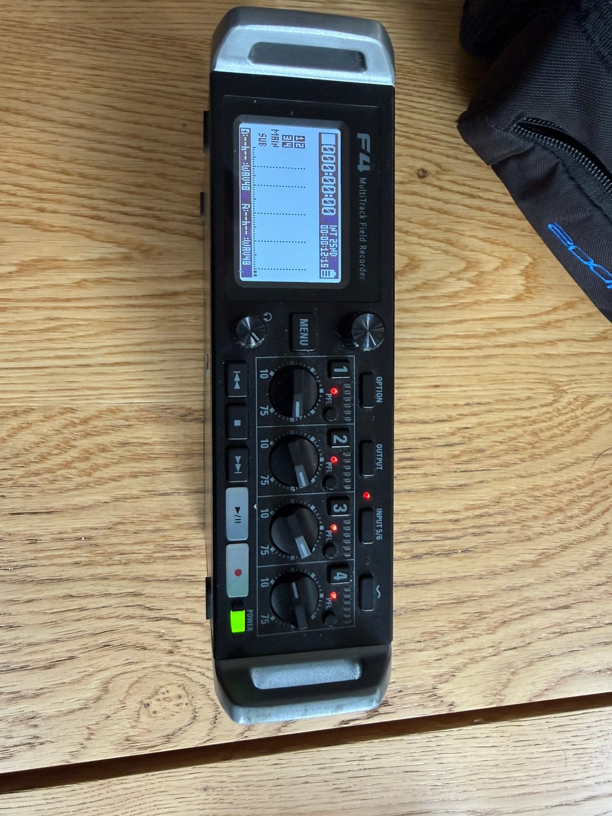 Zoom F4 Multitrack Field Recorder + Bag + USB Hirose Cable, Audio, Tv en Foto, Professionele Audio-, Tv- en Video-apparatuur, Ophalen of Verzenden