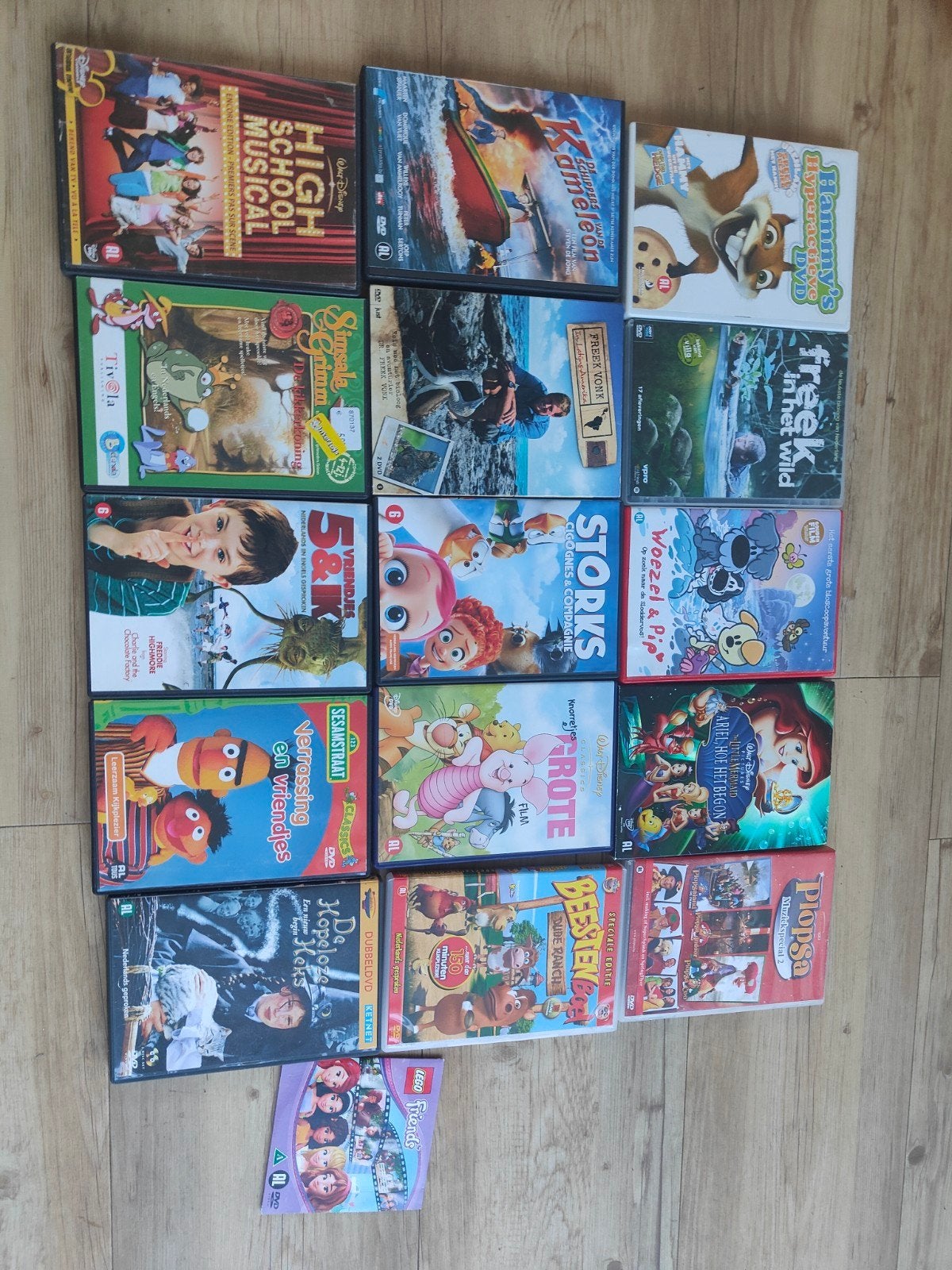 16 kinder DVD's: Freek Vonk, Storks, Plopsa, Woezel & Pip, Gebruikt, Animatie, Verzamelbox, Alle leeftijden