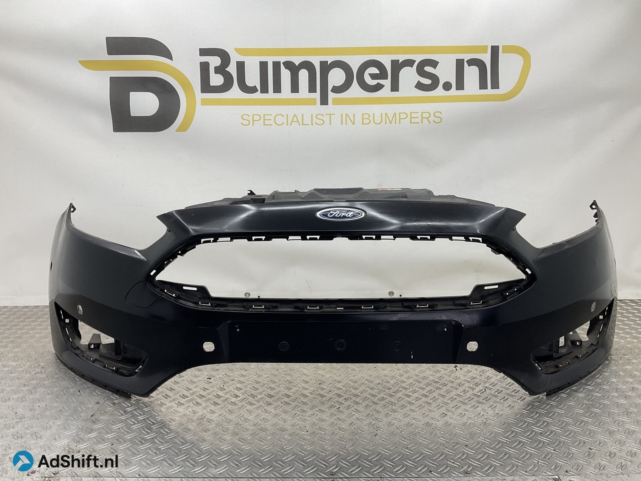 Bumper Ford Focus MK3 Facelift 14-18 pdc F1EB-17757-A Voorbu, Bumper