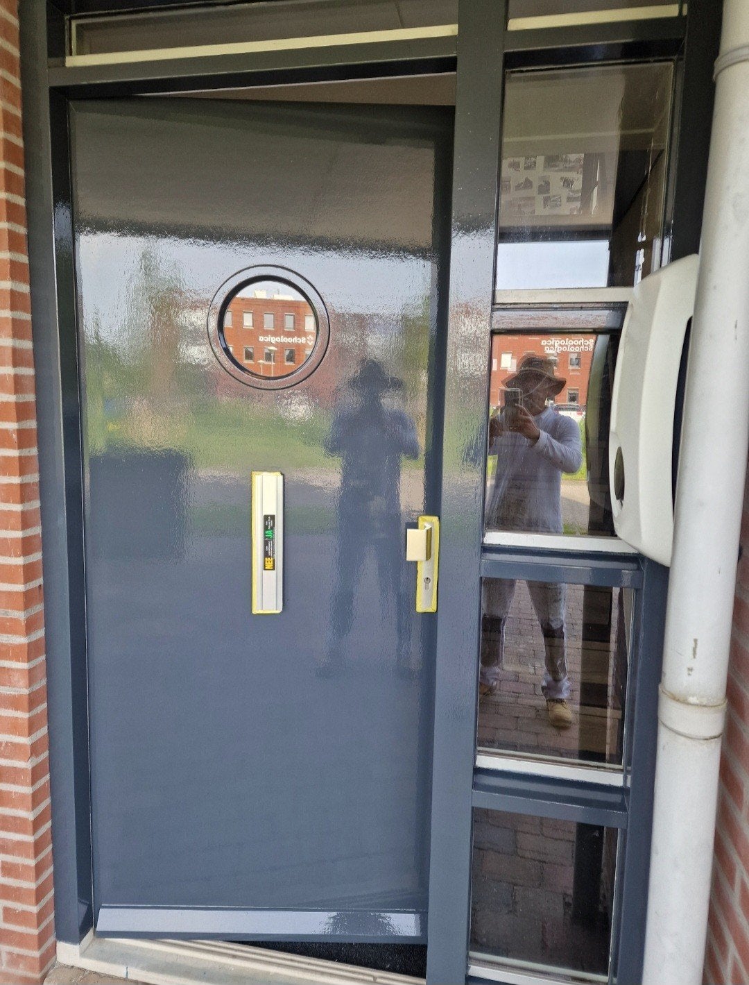 SCHILDER  [Binnen - Buiten]