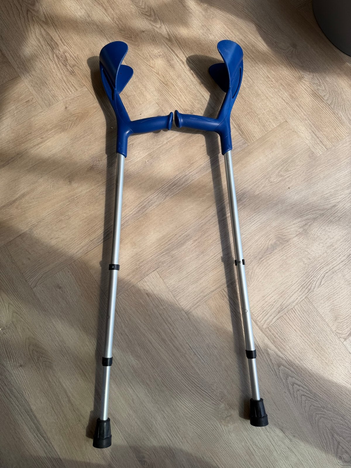 Blauwe loopkrukken, Diversen, Loopkrukken, Ophalen of Verzenden, In hoogte verstelbaar