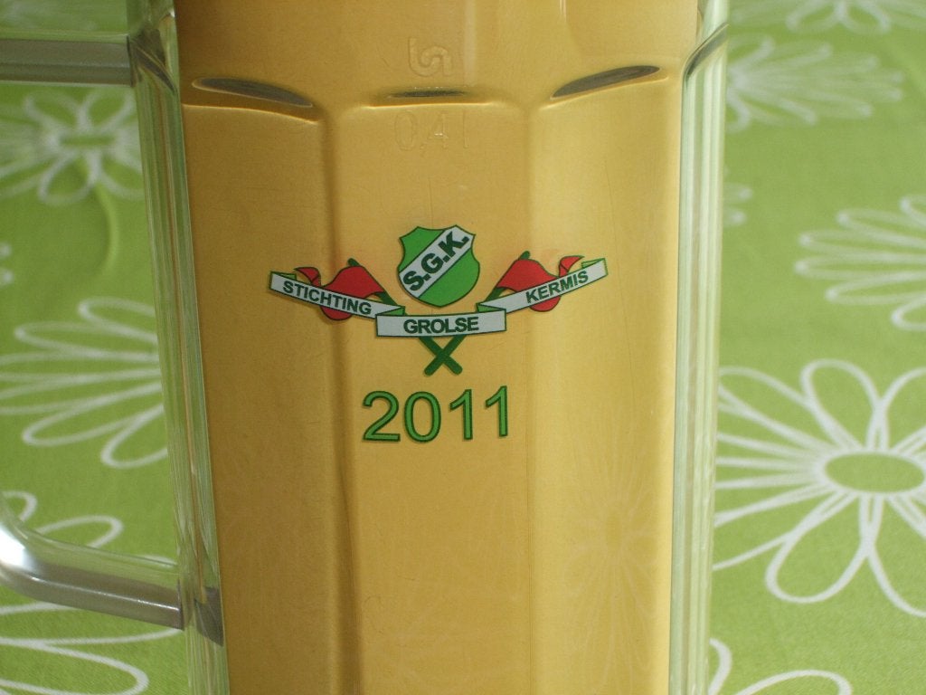 Grolsch Stichting Grolse kermis 2011 kunststof bierpul S.G.K, Ophalen of Verzenden, Zo goed als nieuw, Pul(len), Grolsch