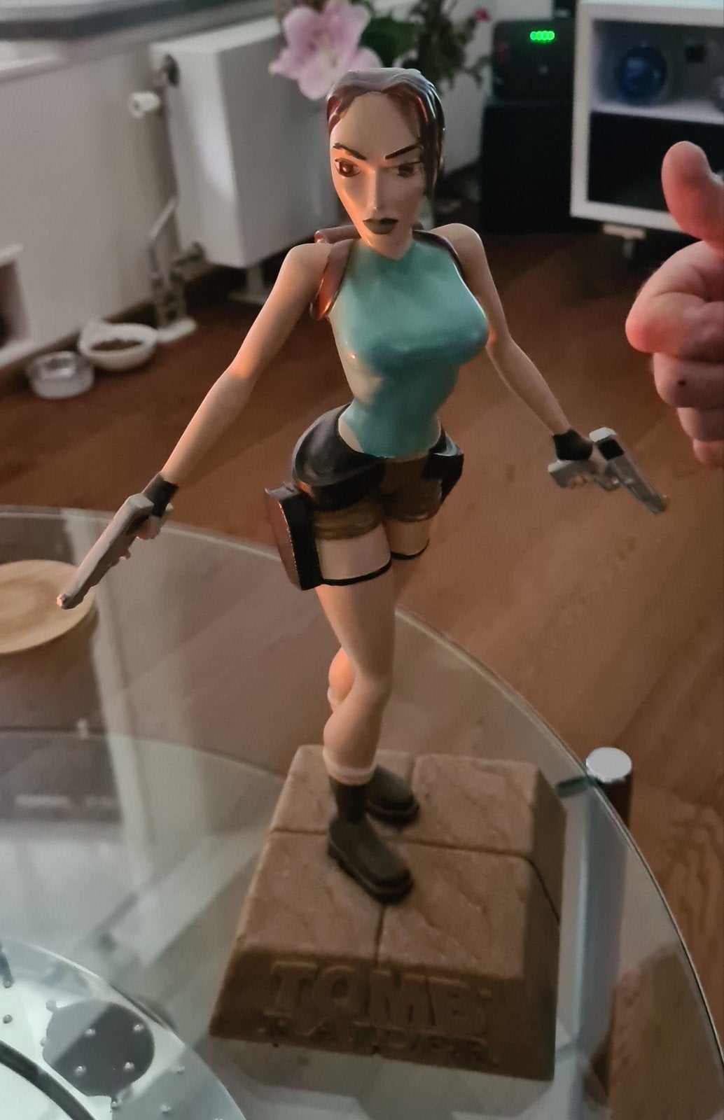 Lara Croft beeld zie beschrijving, Verzamelen, Ophalen, Zo goed als nieuw