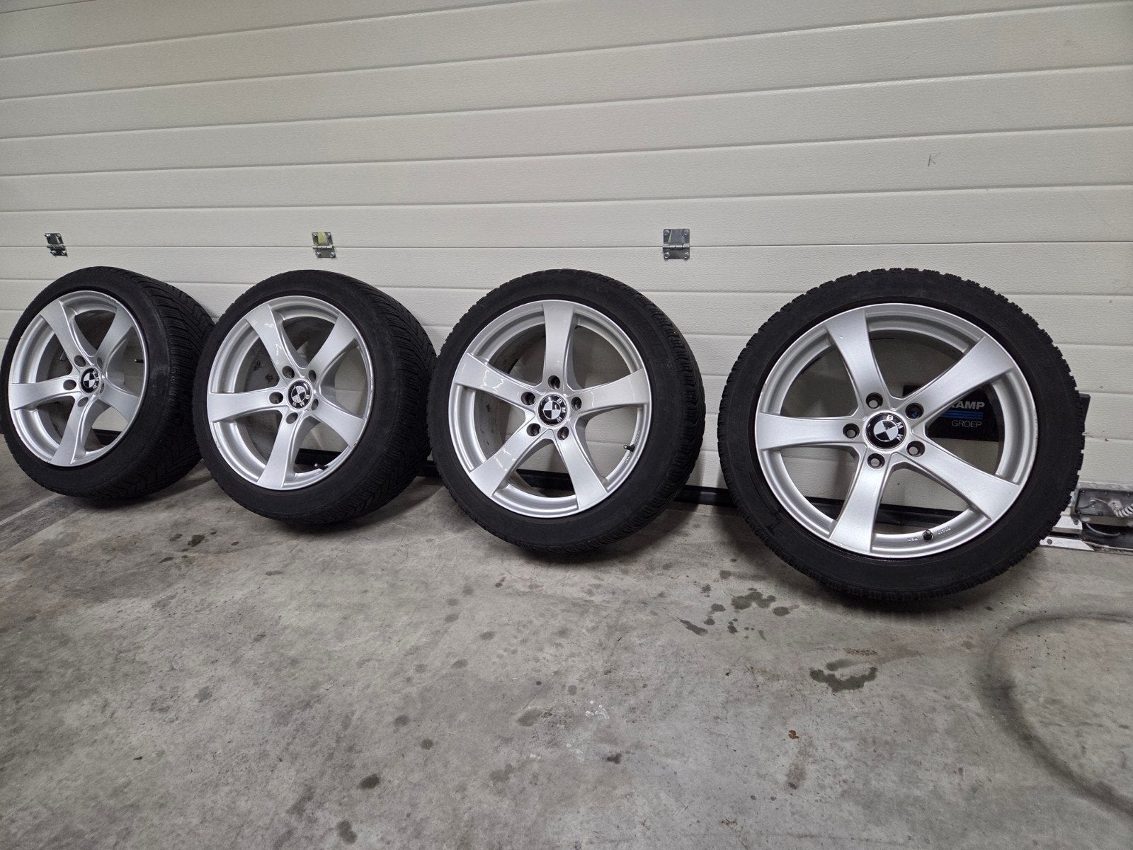 BMW 17 inch velgen met Michelin Alpine 6 winterbanden, Gebruikt, Banden en Velgen, Onbekend, 17 inch