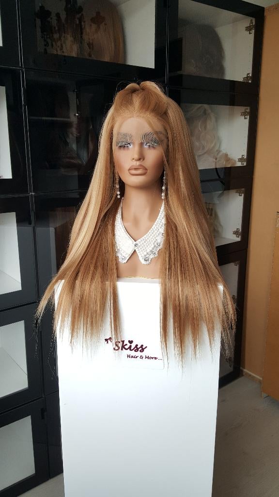 UITVERKOOP! Luxe Lace Pruik: Donker koper blond / Plukjes, Ophalen of Verzenden, Nieuw, Pruik of Haarverlenging